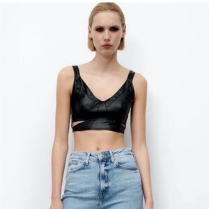 Zara Women Medium  Faux Leather  Cut Out  Crop Top Blouse Black Tank Leather B13